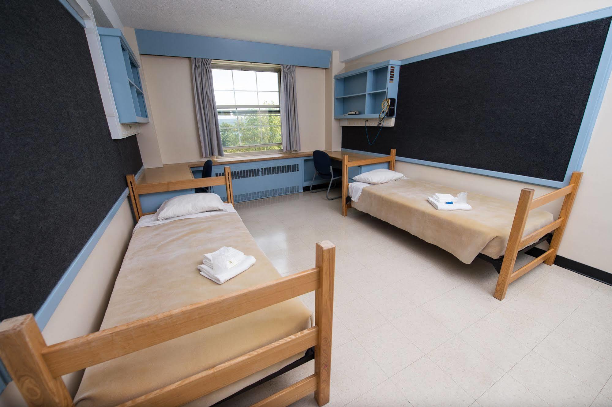 Unb Fredericton Accommodations Bagian luar foto