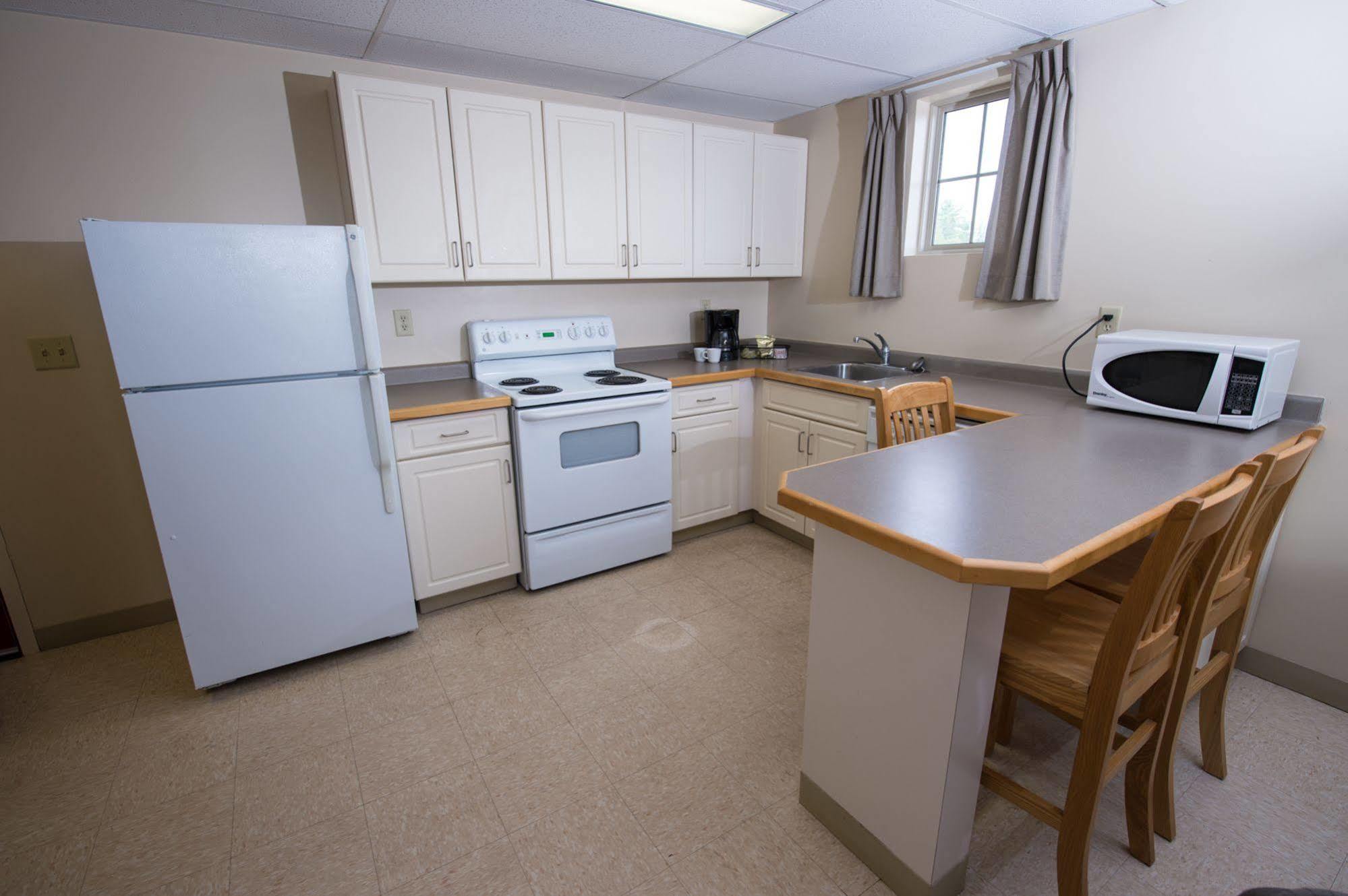 Unb Fredericton Accommodations Bagian luar foto